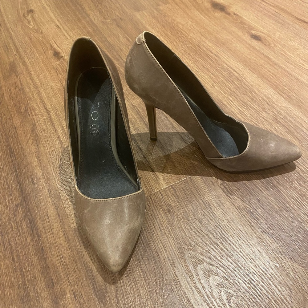 Elegant Taupe Aldo Heels